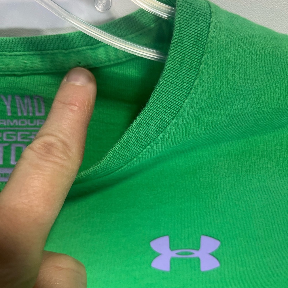 Under Armour Girls Medium Green Long Sleeve Cotton athletic cut Tee - Picture 7 of 7